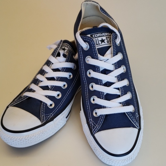 womens navy blue converse